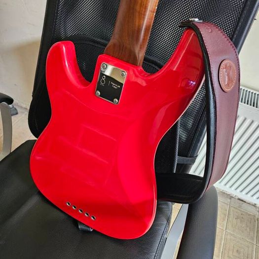 Red Sire P5 5 String