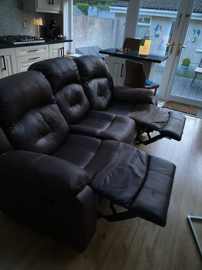 3 seater recliner sofa