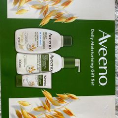 Aveeno body set