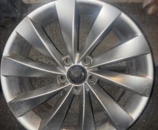 VW 18inch alloys