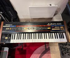 Roland Juno 60