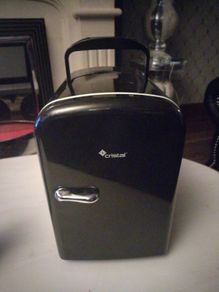 Mini fridge
