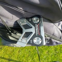scotty cameron 11 R oc