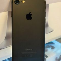 Apple iPhone 7 32GB Black Locked to Vodafone (Battery: 84%)