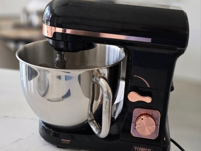 Stand mixer Tower