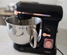 Stand mixer Tower