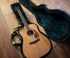 Fender PD 220 E Dreadnought acoustic guitar
