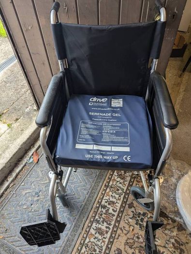 Wheelchair plus cushion pad