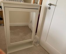 Bathroom cabinet