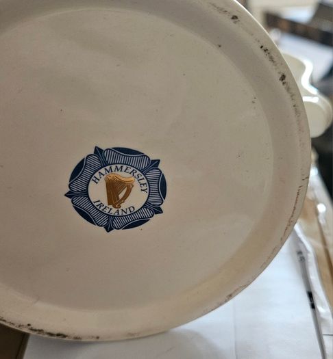 Range of Collectable Silver Plate Epns and Ceramic Items