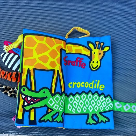 jollybaby soft book Brand New Jungle Tail