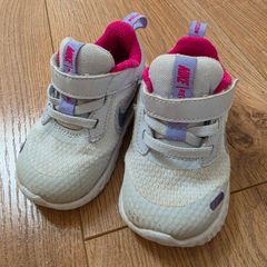 Kids footwear Nike - size 22