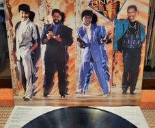 Commodores - United