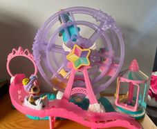 Kindi kid Mini Ferris wheel and doll