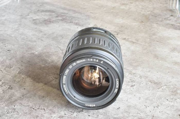 Canon EF 28-90 II zoom lens
