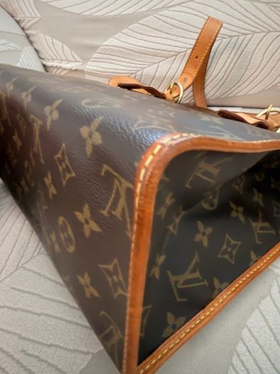 Louis Vuitton Popincourt Authentic