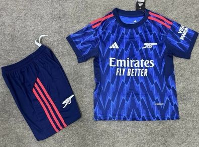 Arsenal away kids jersey and shorts age  10-11