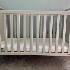 Mamas and Papas Mia Cot Bed