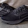 Nike Air Zoom Pegasus 28 Running Shoes Image 2