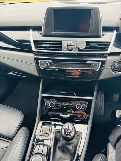 BMW series 2 (216d)