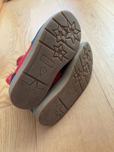 M&S kids Boots in very good condition size 9 and 10