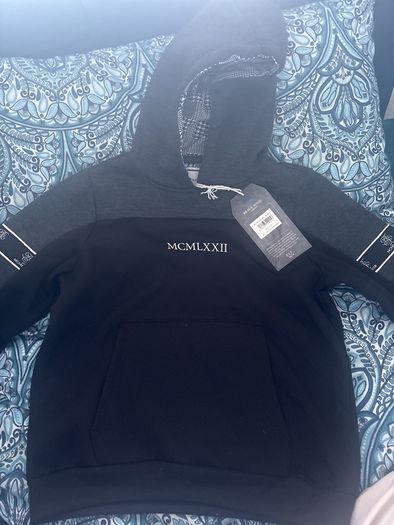 BNWT boys tracksuit age 9/10