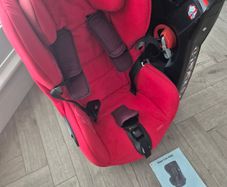 Maxi Cosi Axiss car seat, 9-18kg