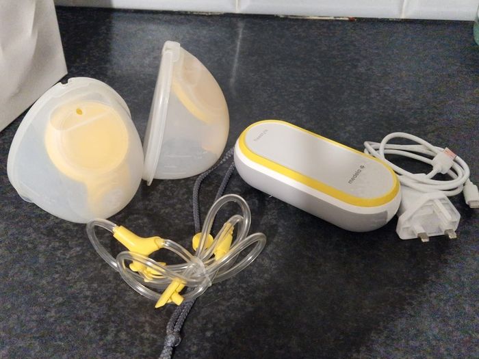 Medela Freestyle Hands-Free Double Electric Breast Pump