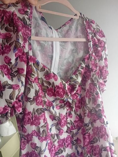 sweetheart floral midi dress