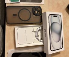 iPhone 15 (Black) 128gb UNLOCKED