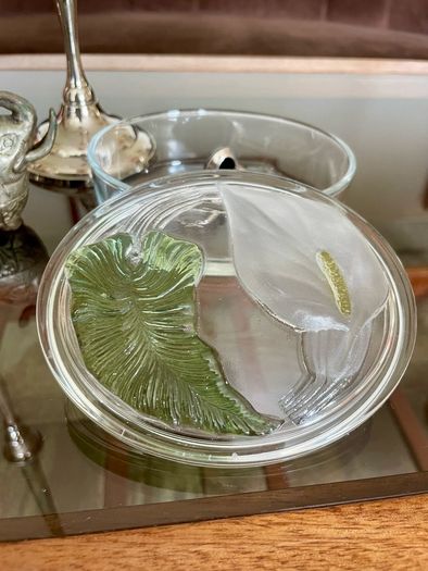 Vintage Calla Lily Oval Glass Lidded Dish Keepsake Box France