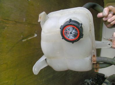 2004 Ford Transit 2.4 Rwd, Expansion Tank.
