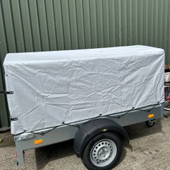 750Kg trailer with cover