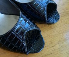 Lunar Peep Toe Shoe. Size 7