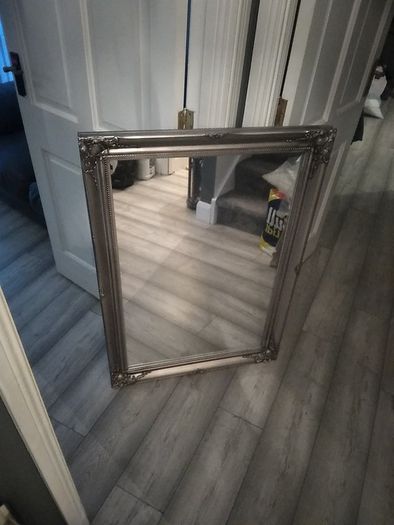 mirror