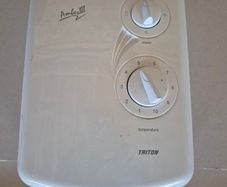 Triton Amber III Electric Shower Unit Fully Working Unit Only