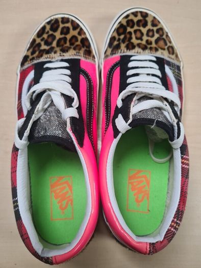 mens VANS ENGLISH INVASION SEX PISTOLS trainers runners shoes tartan pink leopard Size UK 8.5 EU 42.5 RARE