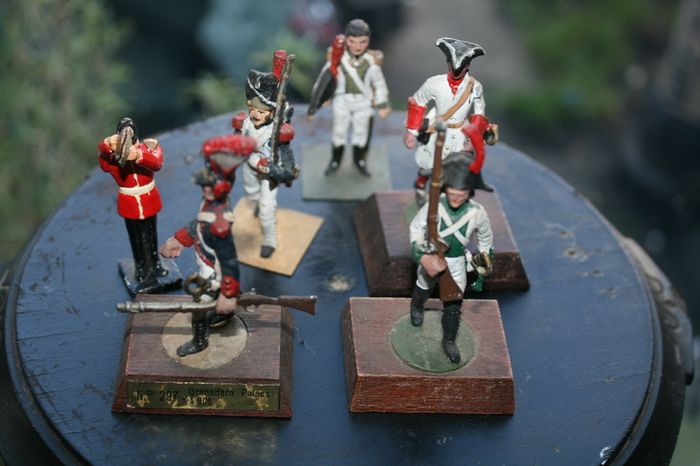 Vintage  Lead Soldiers