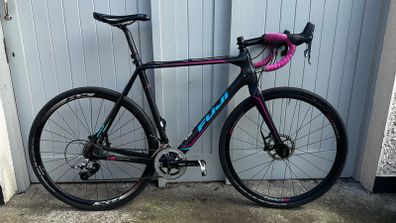 Fuji Altimira CX 1.5 (Cyclocross bike)