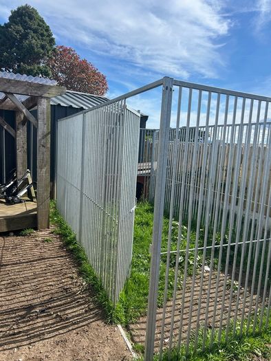 4mx2m dog run