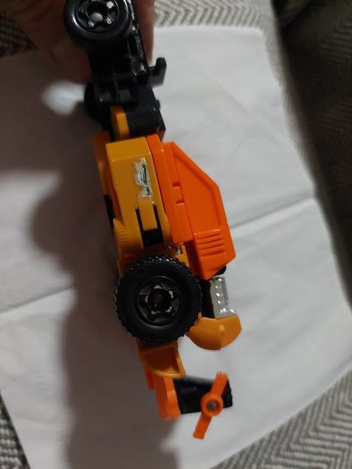 Transformer G1 Sandstorm / triplechanger