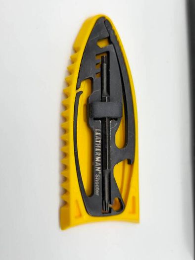 Discontinued Leatherman Shooter Surfboard Wax Board Maintenance Tool Multi Tool Rare Collectable