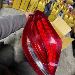 mercedes e class tail light