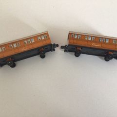 Thomas the Tank Engine Vintage Ertl passenger carriages Clarabel and Annie