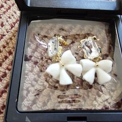 Brand New Floral Crystal Statement Earrings Gift Box Included