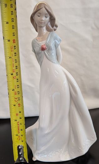 NAO by Lladro 1450, Truly in Love, Vintage Porcelain Ballerina Figurine Spain
