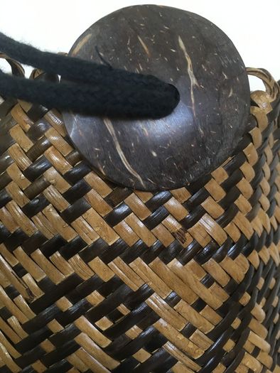 Rattan drawstring bag