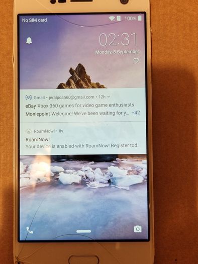 ZTE BLADE V8, 3GB Ram, 32 GB HDD, excellent Battery, 2 cracks on screen, doesn't affect operation