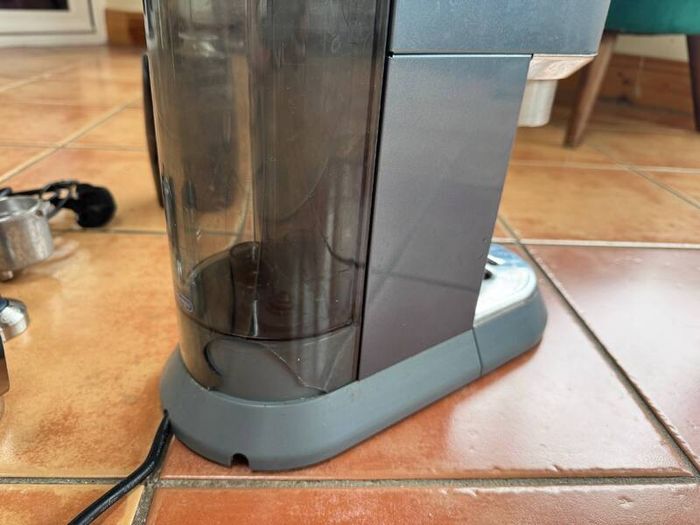 Delonghi Dedica Coffee Machine