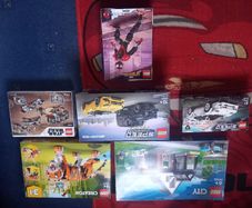 6x Brand New Sealed LEGO Bundle ( Includes Retired Sets )